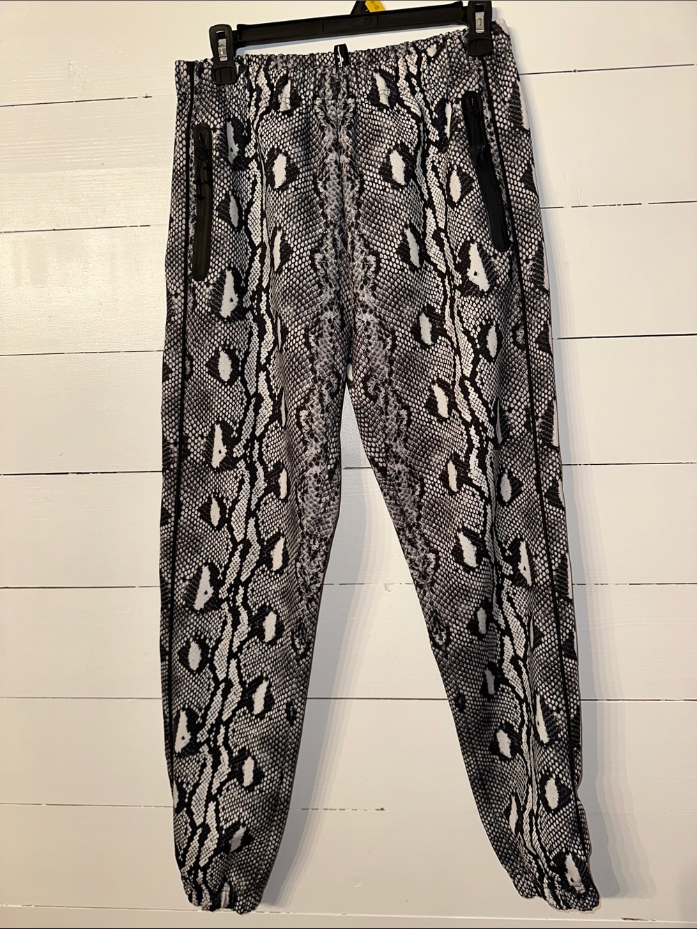 Snake Print Jogger Pants - Black & White